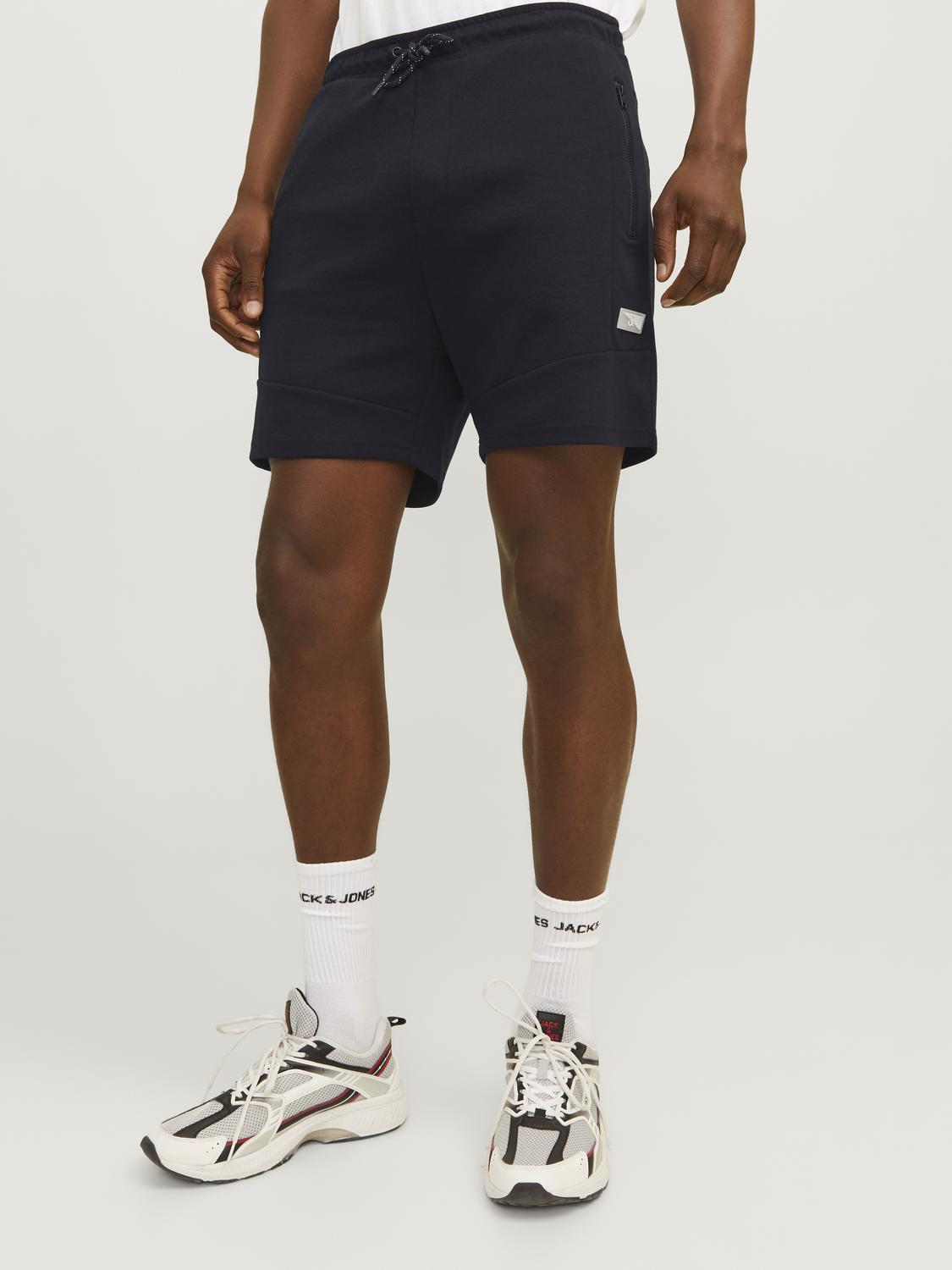 model_shot-front