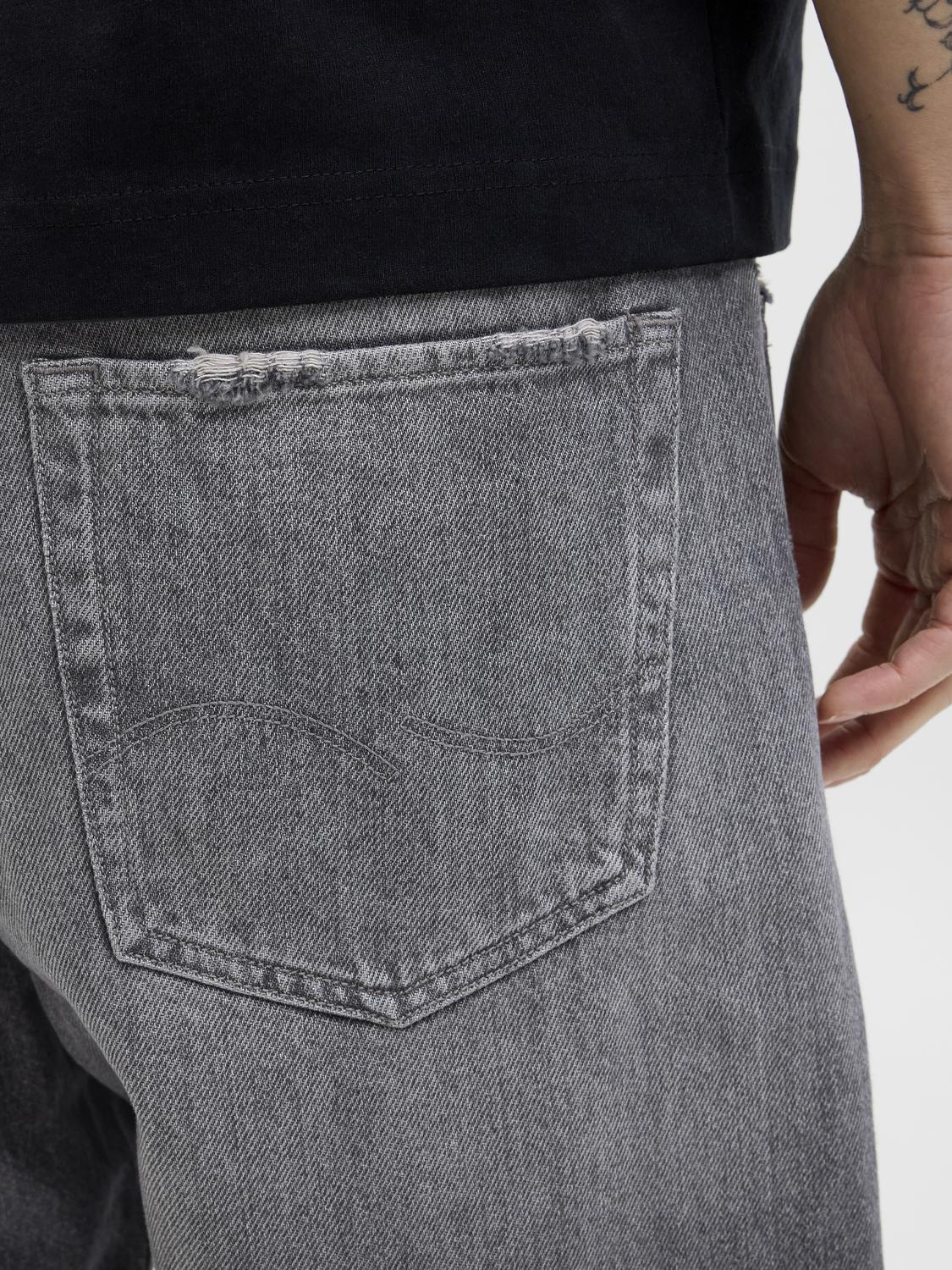 model_shot-detail
