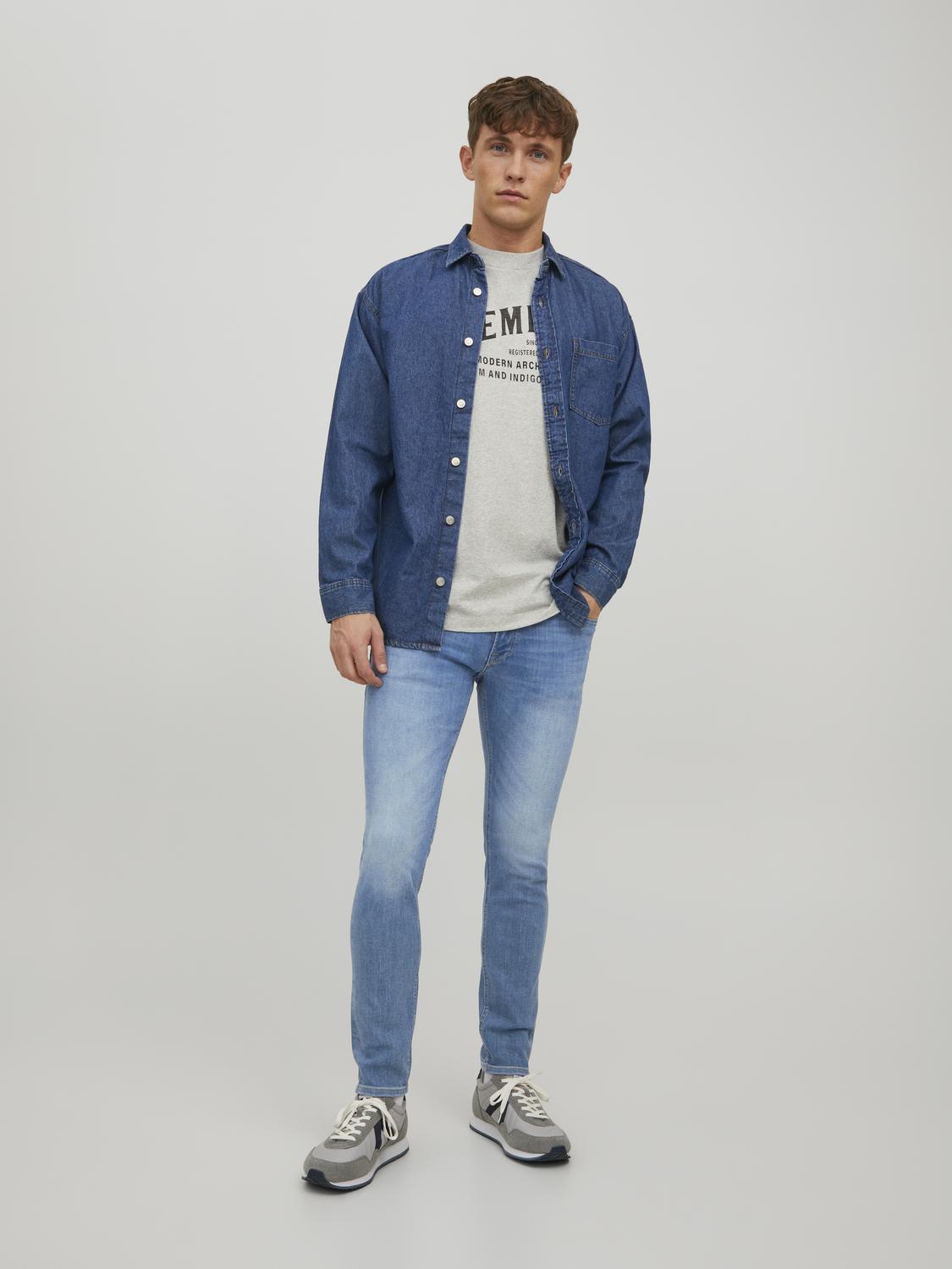 model_shot-front_full
