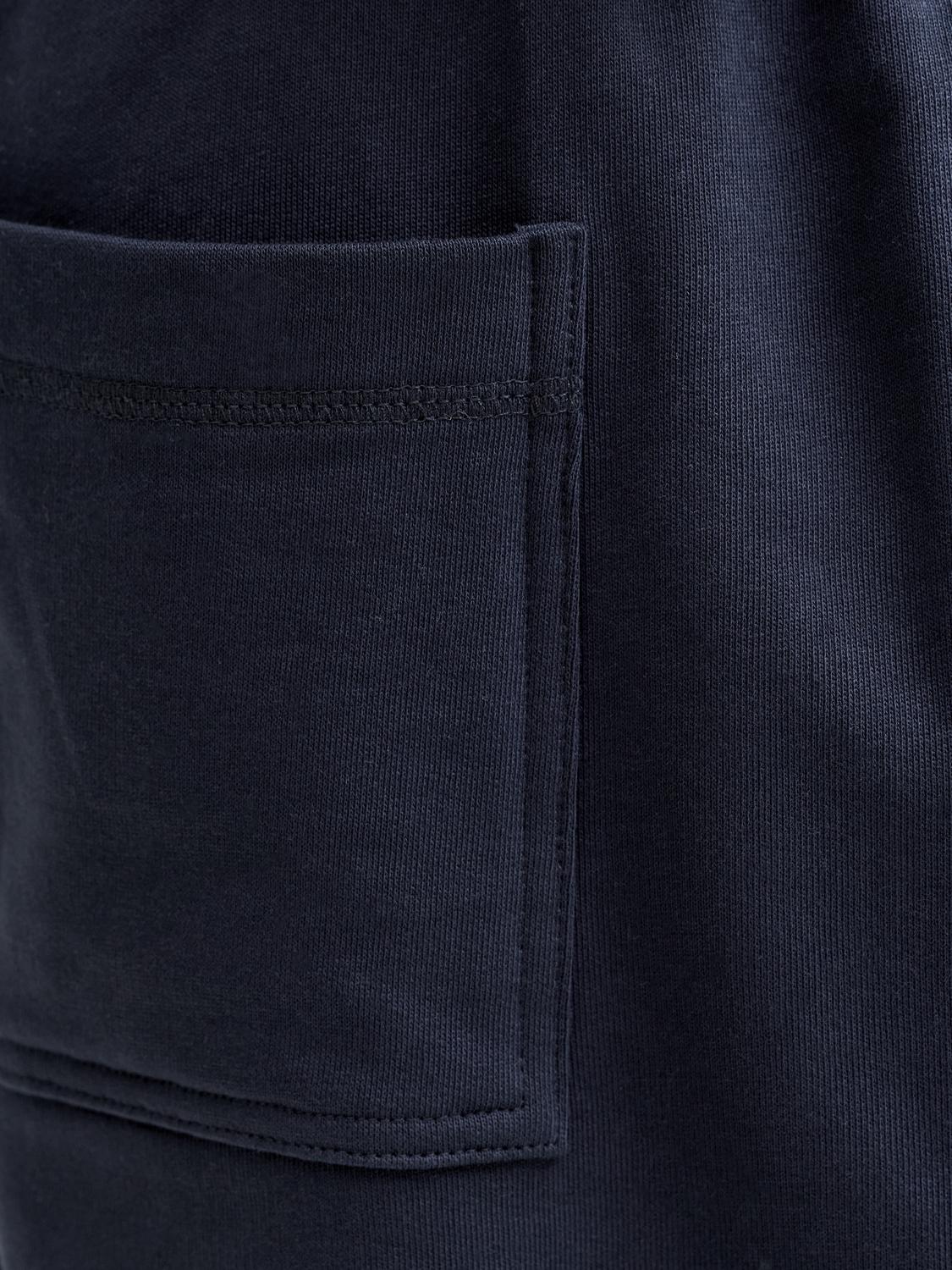 model_shot-detail