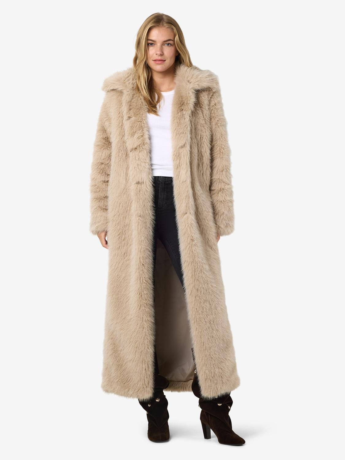 model_shot-front