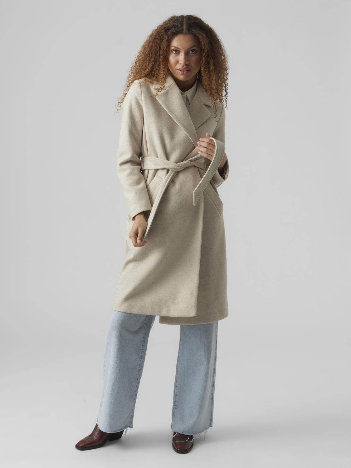 model_shot-front